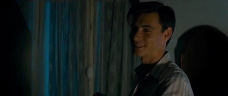 Ближе к Луне (2014)