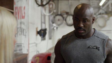 Акулий торнадо 4: Пробуждение (2016) Акулий торнадо 4: Пробуждение (2016)