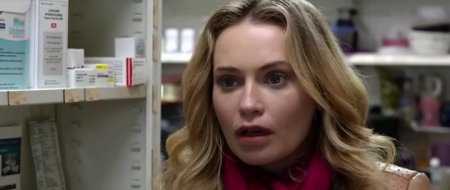 Призрак и кит (2016)